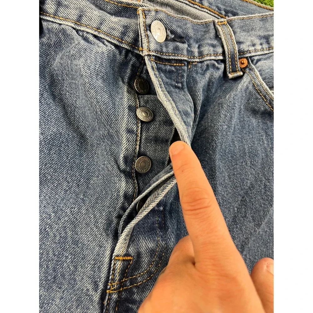Levis 501‎ Original Mens Straight Leg Button Fly Medium Wash Blue Jeans 36x32
